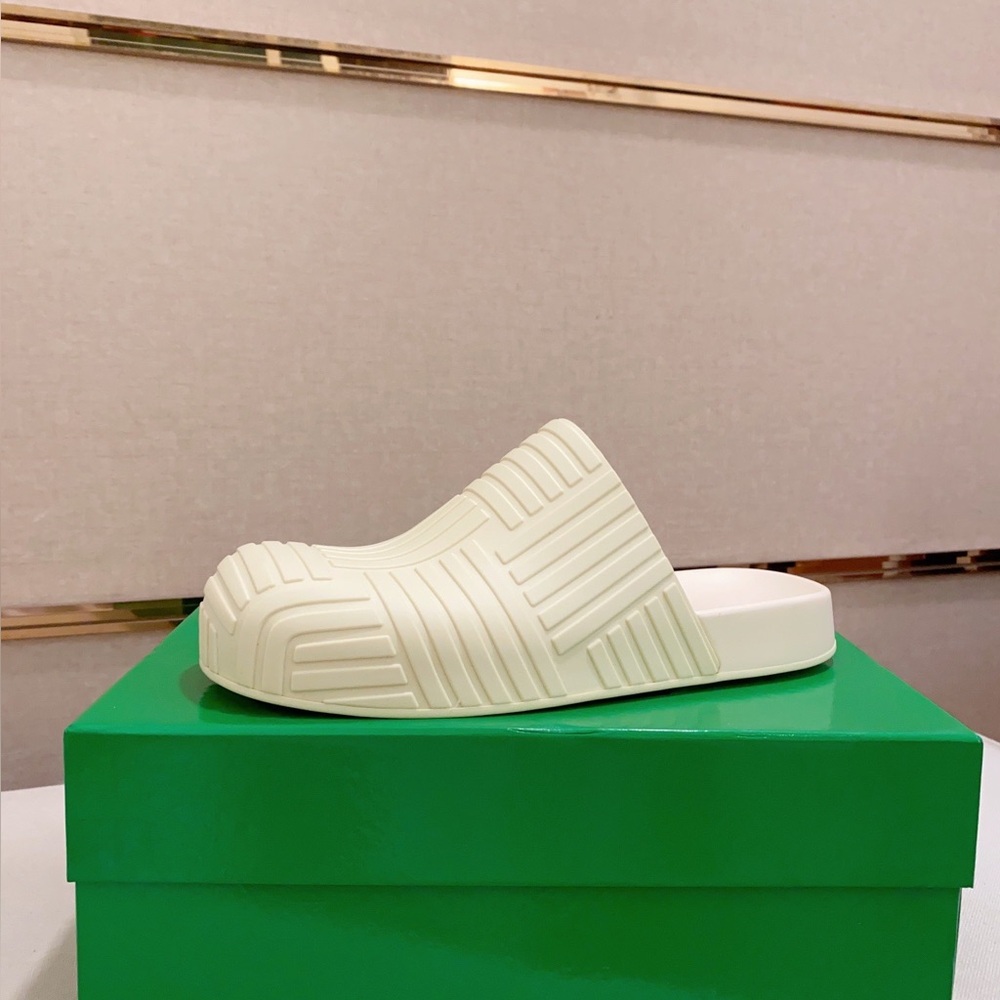 Bottega Veneta sandals